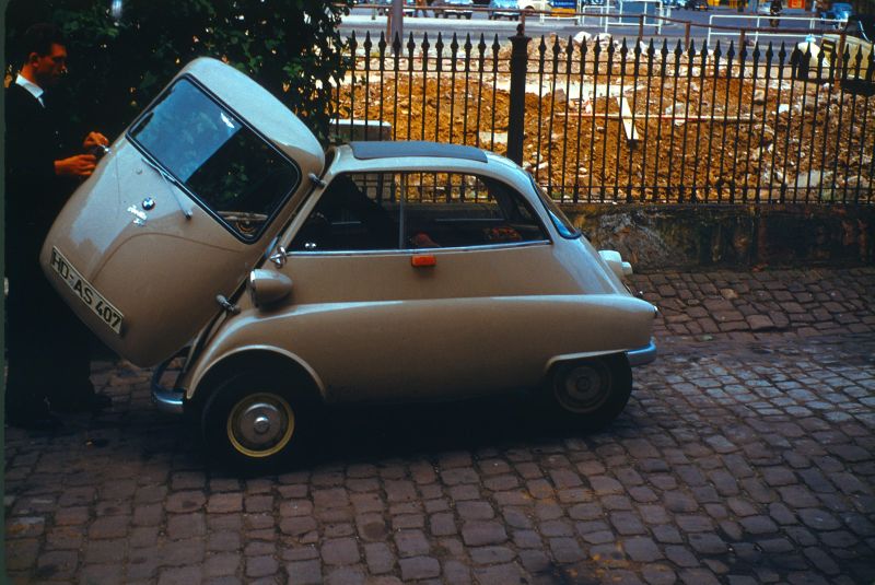 2023-0417-01-BMW Isetta (1).jpg